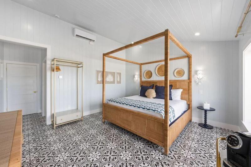 Anna Maria Island Inn - image 7