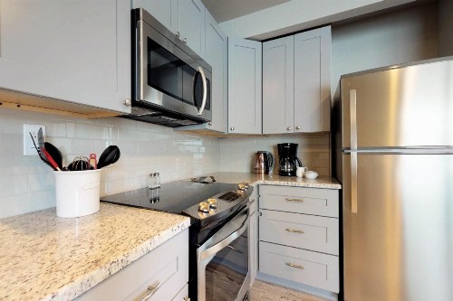 South Bay Inn - image 11