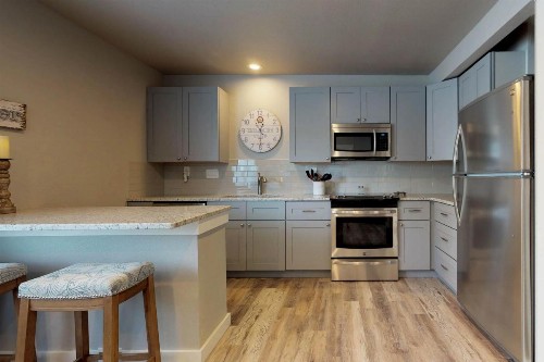 South Bay Inn - image 12