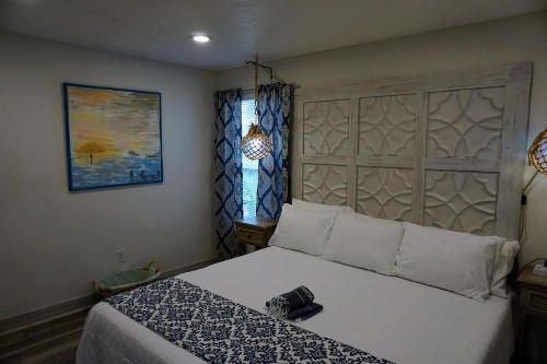 AMI Beach Shack - image 26