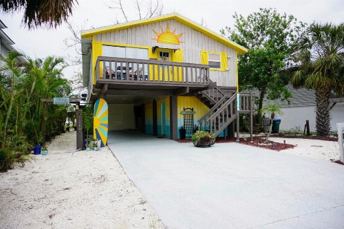 AMI Beach Shack - image 40