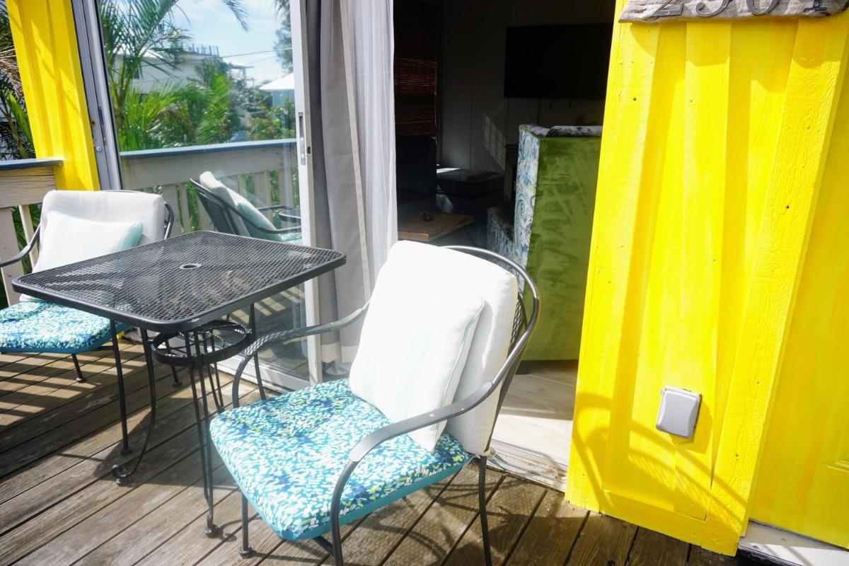 AMI Beach Shack - image 7