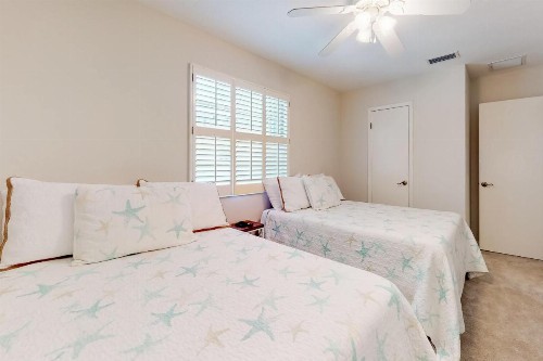 Beach Hideaway - image 6