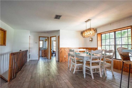 Tree Top Bungalow - image 11