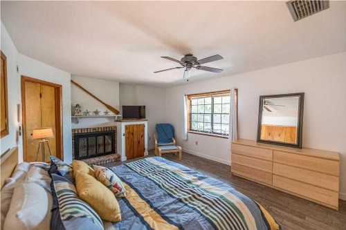 Tree Top Bungalow - image 6