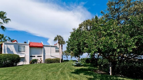 Runaway Bay 215 - image 14
