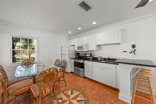 Tropic Isle At Anna Maria Island Inn - image 43