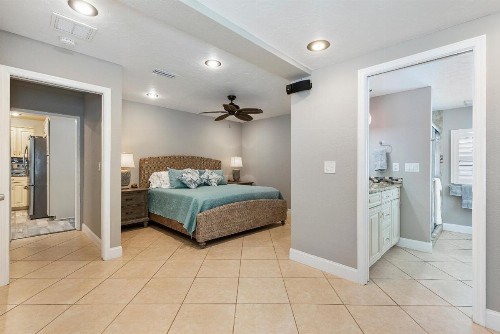 Anna Maria Island - Waterfront Escape - image 10