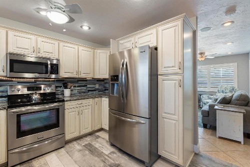 Anna Maria Island - Waterfront Escape - image 6