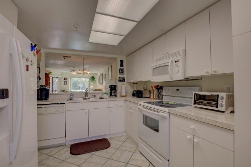 Anna Maria Island Beach Bay Breeze - image 17