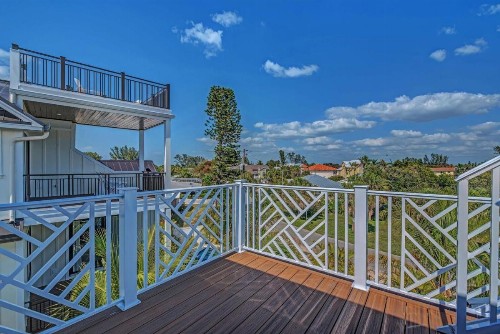 4 bed 4 and a half bath SLEEPS 10 elevator Heated Pool Spa Free WiFi boat dock - image 13