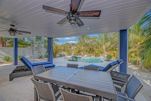 4 bed 4 and a half bath SLEEPS 10 elevator Heated Pool Spa Free WiFi boat dock - image 20