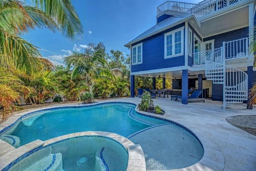 4 bed 4 and a half bath SLEEPS 10 elevator Heated Pool Spa Free WiFi boat dock - image 29