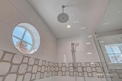 4 bed 4 and a half bath SLEEPS 10 elevator Heated Pool Spa Free WiFi boat dock - image 34
