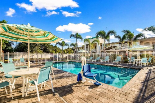 Quality Inn Bradenton - Sarasota North - image 1