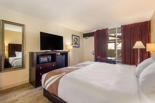 Quality Inn Bradenton - Sarasota North - image 12