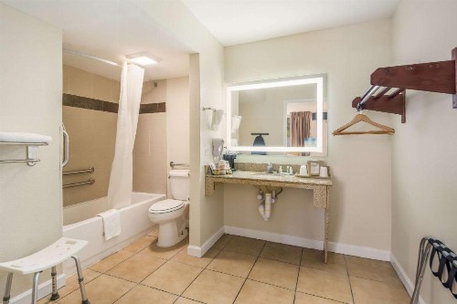 Quality Inn Bradenton - Sarasota North - image 26