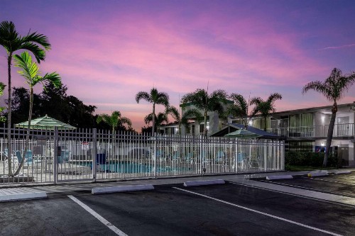 Quality Inn Bradenton - Sarasota North - image 7