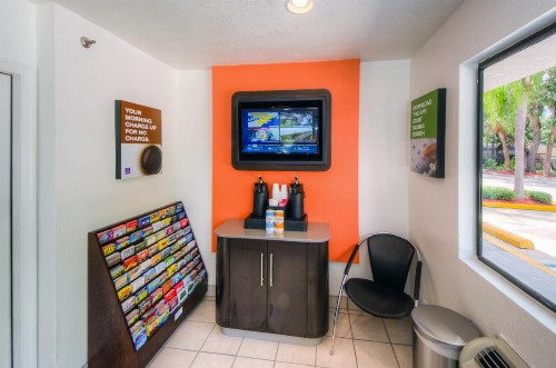 Motel 6-Bradenton FL - image 23