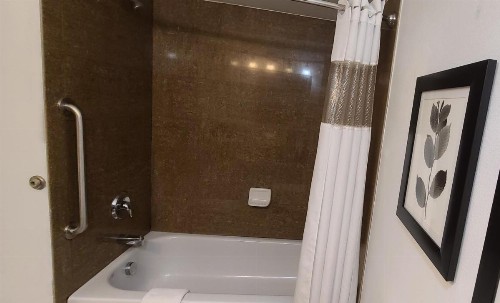 Country Inn & Suites by Radisson Bradenton-Lakewood-Ranch FL - image 7