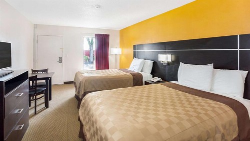 Magnuson Hotel Bradenton - image 24