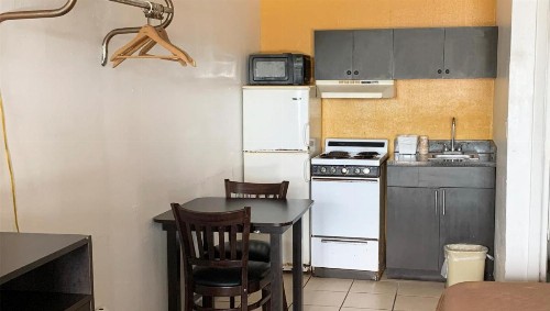 Magnuson Hotel Bradenton - image 42