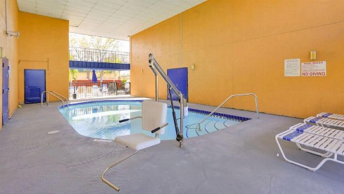 Magnuson Hotel Bradenton - image 44