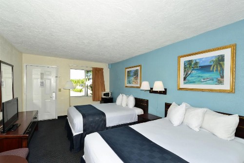 Americas Best Value Inn - Bradenton - image 10