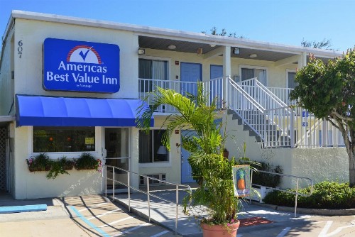 Americas Best Value Inn - Bradenton - image 24