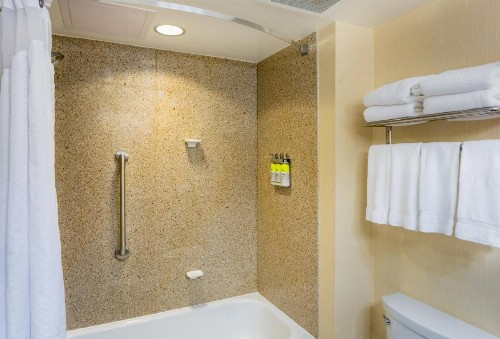 Holiday Inn Express & Suites Bradenton East-Lakewood Ranch an IHG Hotel - image 33
