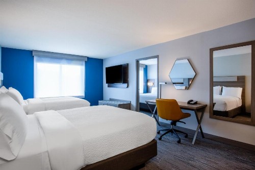 Holiday Inn Express & Suites Bradenton East-Lakewood Ranch an IHG Hotel - image 39