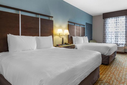 Best Western Plus Bradenton Gateway Hotel - image 27