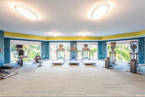 Holiday Inn Express Hotel & Suites Bradenton West an IHG Hotel - image 27