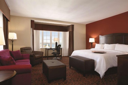 Hampton Inn & Suites Bradenton - image 26