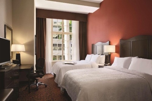 Hampton Inn & Suites Bradenton - image 27