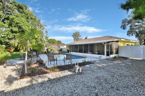 Seventh Heaven at Harbor Hills - image 2