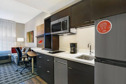 TownePlace Suites by Marriott Sarasota/Bradenton West - image 10