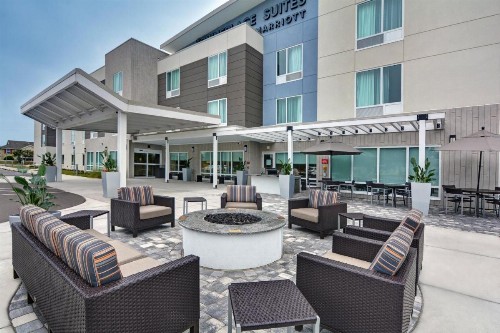 TownePlace Suites by Marriott Sarasota/Bradenton West - image 8