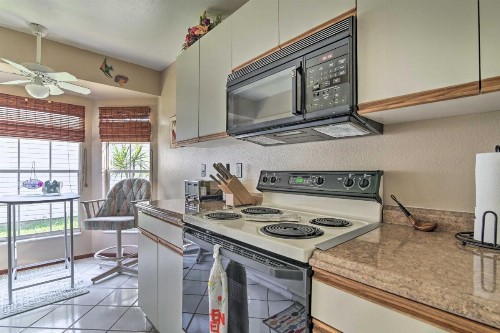 Bella Villa - Bradenton Home with Pool Access - image 8