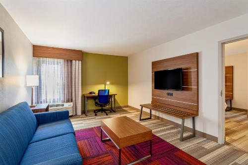 Holiday Inn Express Tampa-Brandon an IHG Hotel - image 36