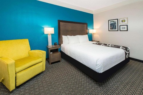 La Quinta by Wyndham Tampa Brandon Regency Park - image 14