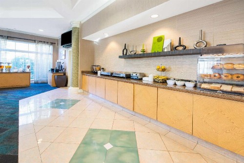 La Quinta by Wyndham Tampa Brandon Regency Park - image 7