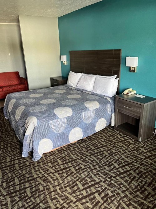 Brandon Motor Lodge - image 33