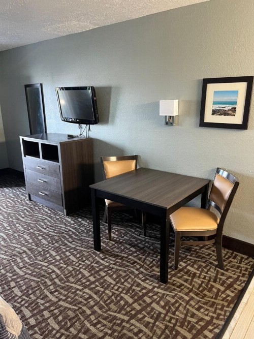 Brandon Motor Lodge - image 36