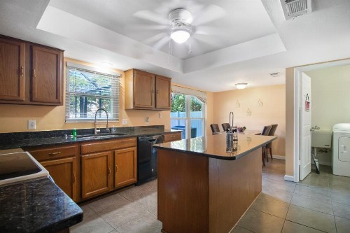 Tampa Bay Pool Home with Heated Pool - image 16