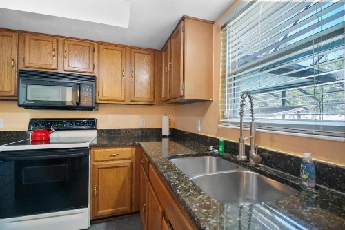 Tampa Bay Pool Home with Heated Pool - image 24