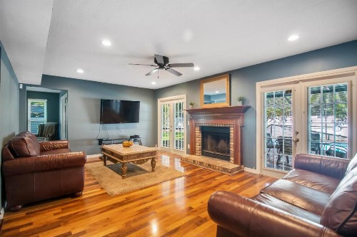 Tampa Bay Pool Home with Heated Pool - image 25