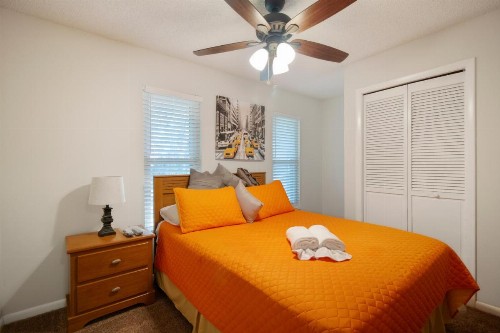 Tampa Bay Pool Home with Heated Pool - image 7