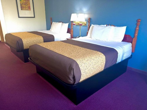 Scenic Hills Inn - image 21