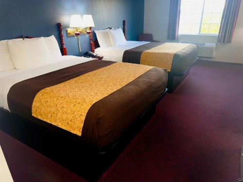 Scenic Hills Inn - image 23